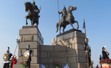 Сұраншы мен Саурық БАТЫРЛАР