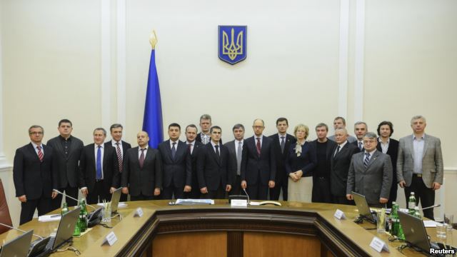 Украинаның жаңа үкіметіне кіргендер кім?